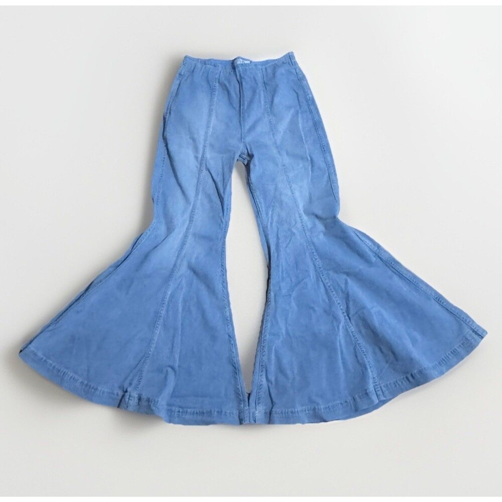 Free People Light Blue bellbottom Skinny Jeans